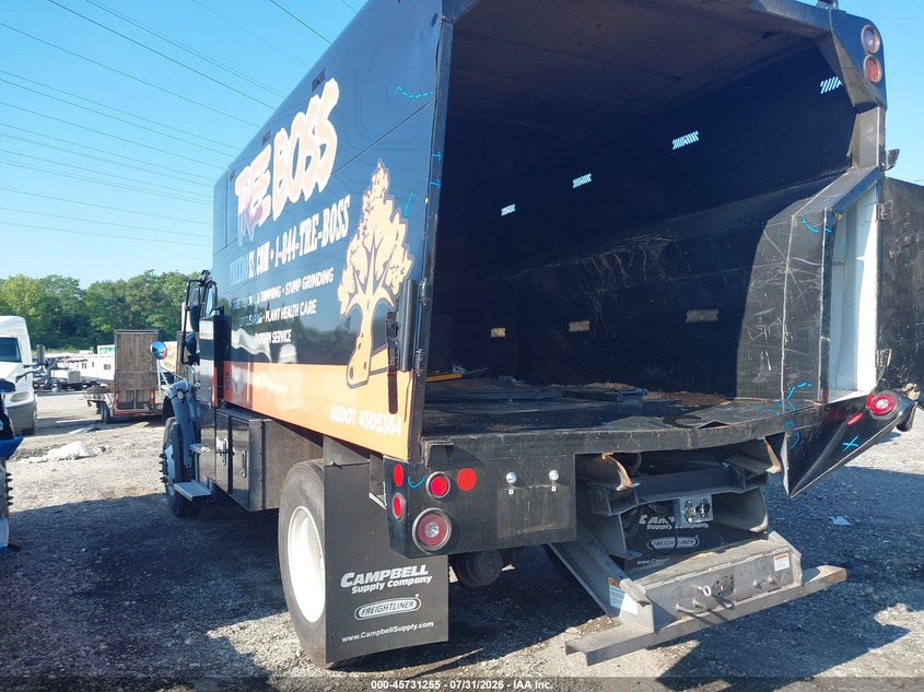 2025 Freightliner M2 106 VIN 3ALACWFC2SDWA2313 IAAI salvage auction — FRONT & REAR, Wait Title, sold $15,250 on 2026-10-26 (photo 3)