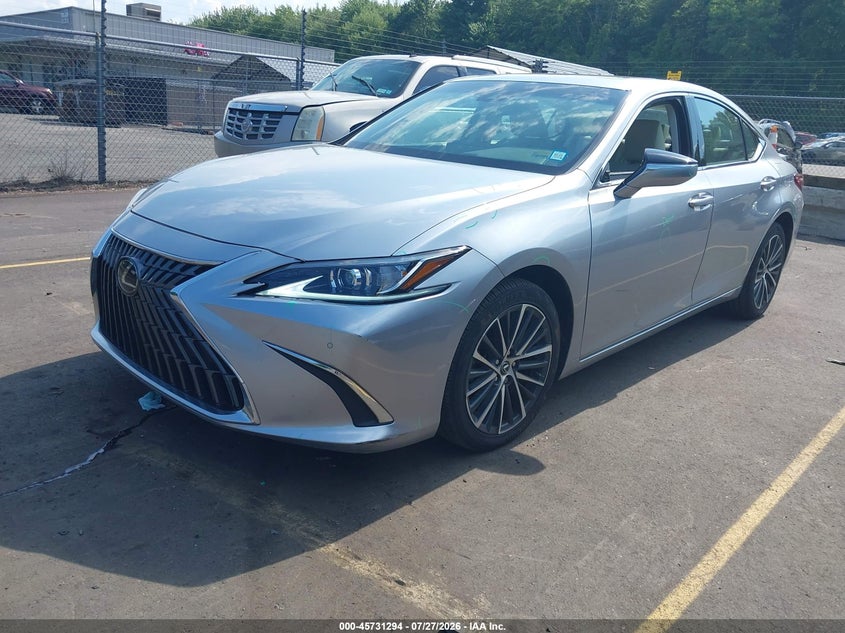 2022 Lexus ES VIN 58AD11D12NU010167 IAAI salvage auction — FRONT END, Salvage Title, sold $16,600 on 2026-08-29 (photo 2)