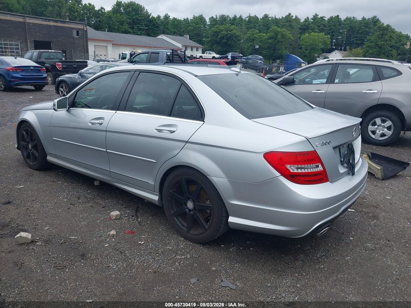 2014 Mercedes-benz C-klasse VIN WDDGF8AB2EG231854 IAAI salvage auction — RIGHT FRONT, Clear (Massachusetts), sold $2,100 on 2026-08-07 (photo 3)