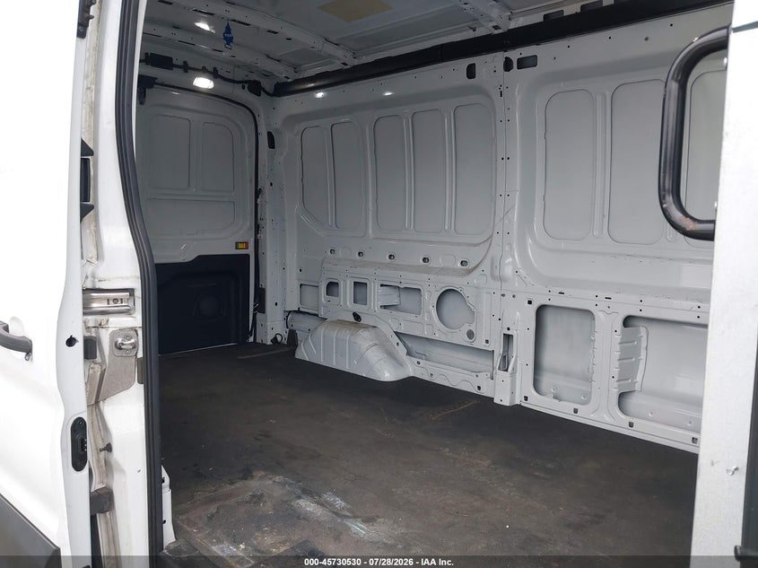 2020 Ford VIN 1FTYE1CG1LKA35089 IAAI salvage auction — SIDE, Enterprise Vehicles Clear Only (Washington), sold $10,600 on 2026-08-01 (photo 8)