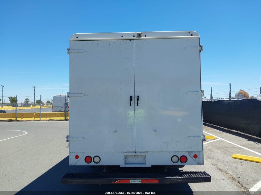 2016 Ford E-350 VIN 1FC3E3KSXGDC55367 IAAI salvage auction — NORMAL WEAR, SF97 (California), sold $17,200 on 2026-08-27 (photo 6)