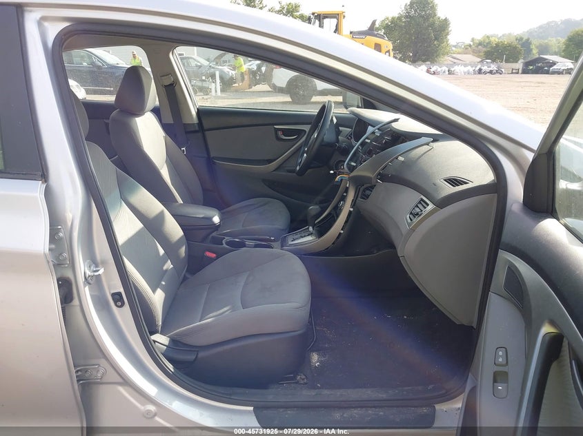 2013 Hyundai Elantra VIN KMHDH4AEXDU668149 IAAI salvage auction — NORMAL WEAR, Original (Ohio), sold $1,000 on 2026-08-01 (photo 5)
