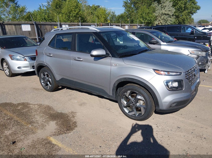 2025 Hyundai Venue VIN KMHRC8A36SU392477 — IAAI salvage auction photo