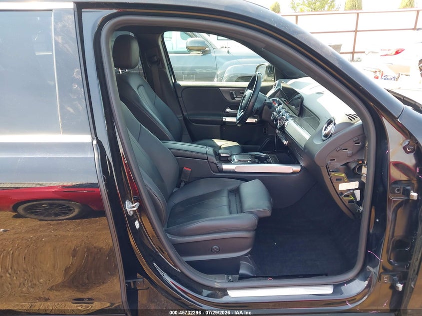 2021 Mercedes-benz Glb VIN W1N4M4HB6MW143940 IAAI salvage auction — RIGHT SIDE, Bill Of Sale (Washington), sold $11,500 on 2026-08-26 (photo 5)