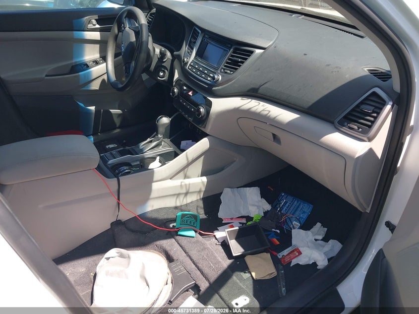 2018 Hyundai Tucson VIN KM8J23A47JU750695 IAAI salvage auction — VANDALISM, Salvage Title, sold $2,800 on 2026-08-03 (photo 5)