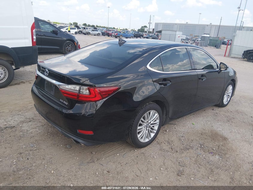 2016 Lexus ES VIN 58ABK1GGXGU004396 IAAI salvage auction — RIGHT FRONT, Salvage Title, sold $5,225 on 2026-09-03 (photo 4)
