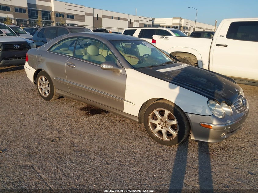 2004 Mercedes-benz Clk-class VIN WDBTJ65J54F104449 IAAI salvage auction — REAR END, Original (Texas), sold $800 on 2026-09-04 (photo 1)