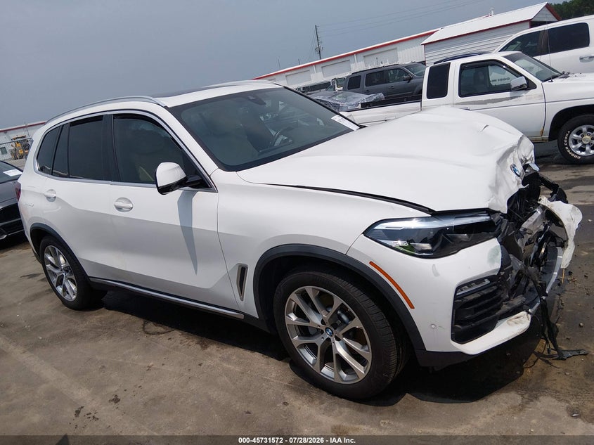2021 BMW X5 VIN 5UXCR4C00M9E53852 — IAAI salvage auction photo