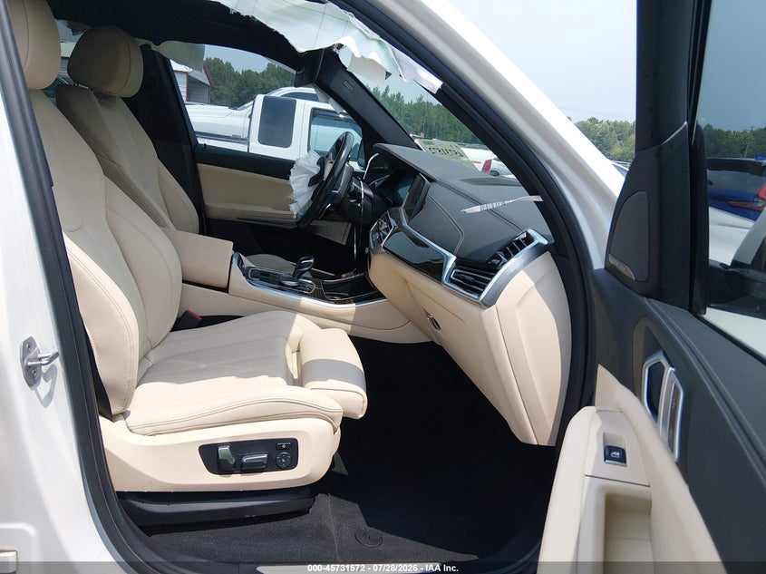 2021 BMW X5 VIN 5UXCR4C00M9E53852 IAAI salvage auction — FRONT END, Salvage Title, sold $12,800 on 2026-09-16 (photo 5)