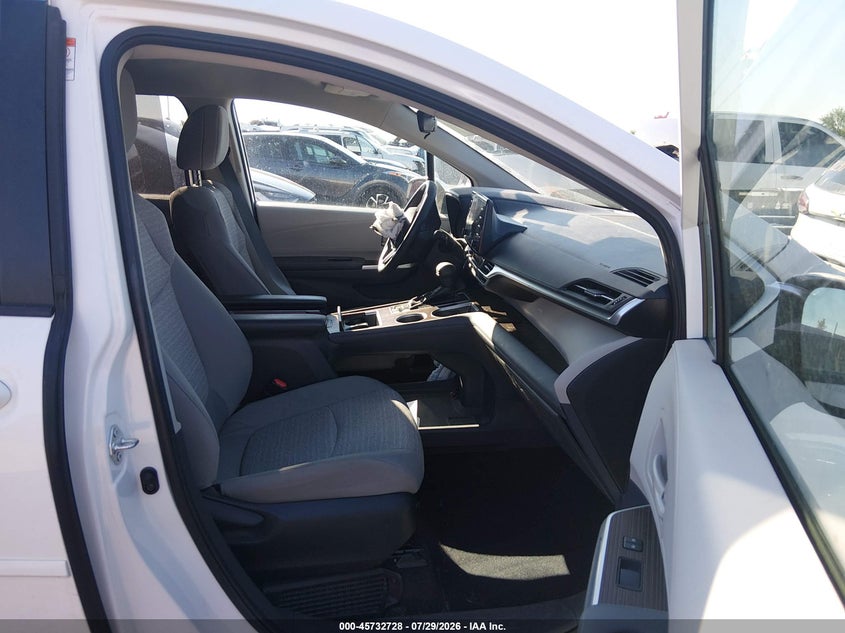 2023 Toyota Sienna VIN 5TDKSKFC5PS074327 IAAI salvage auction — FRONT END, Salvage Title, sold $14,500 on 2026-08-25 (photo 5)