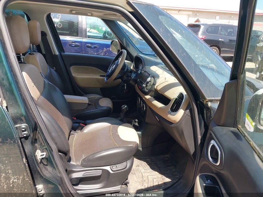 2016 Fiat 500l VIN ZFBCFADH5GZ037653 IAAI salvage auction — NORMAL WEAR, Original (Maine), sold $275 on 2026-08-03 (photo 5)
