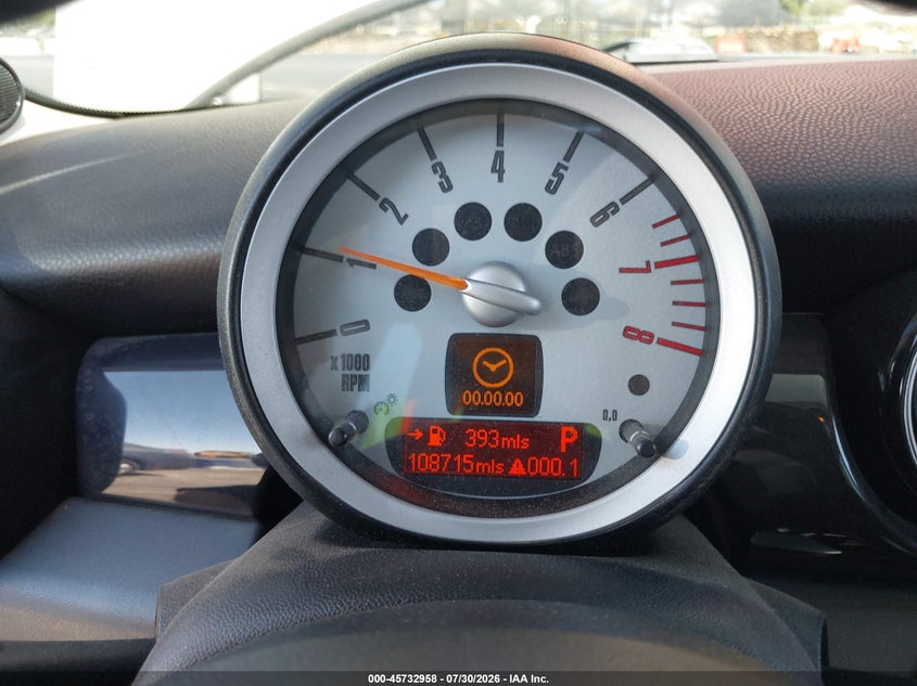 2010 Mini Cooper VIN WMWMF7C58ATZ71244 IAAI salvage auction — NORMAL WEAR, Clear (Arizona), sold $950 on 2026-08-14 (photo 7)
