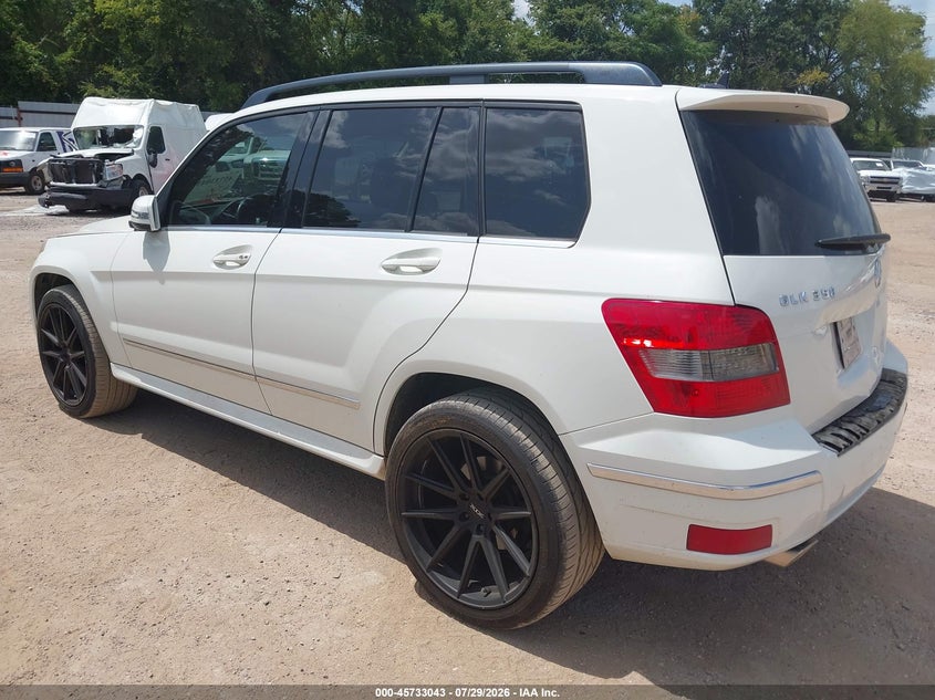 2011 Mercedes-benz Glk-class VIN WDCGG5GB7BF565399 IAAI salvage auction — FRONT & REAR, Original (Texas), sold $2,275 on 2026-09-06 (photo 3)