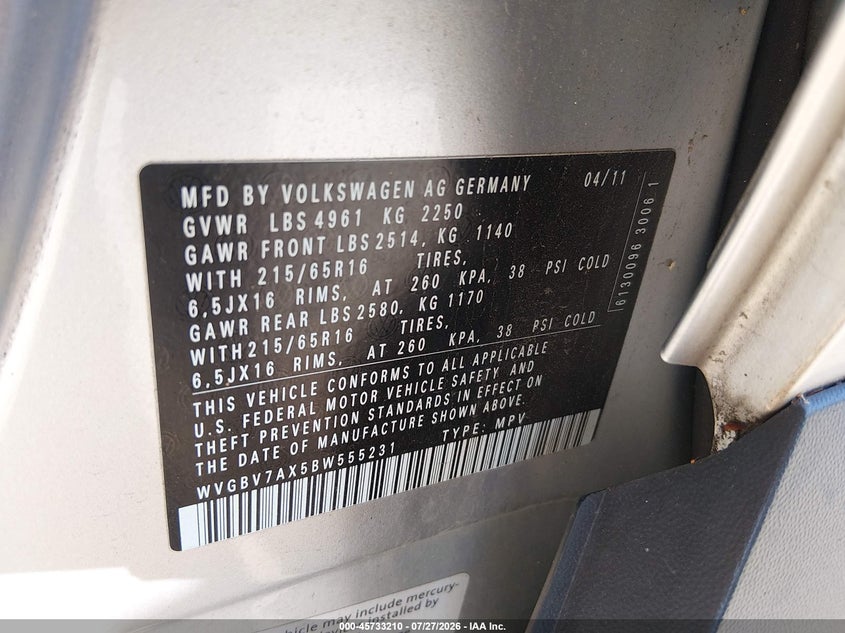 2011 Volkswagen Tiguan VIN WVGBV7AX5BW555231 IAAI salvage auction — NORMAL WEAR, Clear (Massachusetts), sold $300 on 2026-08-05 (photo 9)