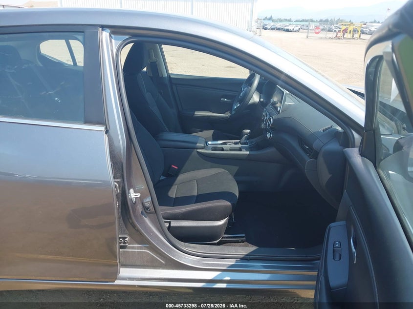 2025 Nissan Sentra VIN 3N1AB8CV9SY287497 IAAI salvage auction — REAR END, Enterprise Vehicles Clear Only (Nevada), sold $8,400 on 2026-08-01 (photo 5)
