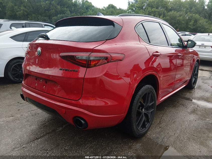 2020 Alfa romeo Stelvio VIN ZASPAKAN8L7C74356 IAAI salvage auction — SIDE, Salvage (Kansas), sold $2,350 on 2026-09-02 (photo 4)