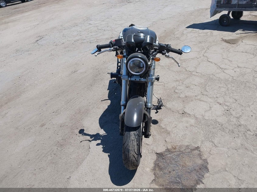 2003 Ducati M600 VIN ZDM1RA2K13B030958 IAAI salvage auction — LEFT SIDE, Salvage (California), sold $25 on 2026-09-02 (photo 5)