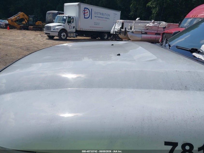 2013 Ford F350 VIN 1FT8W3B65DEA52222 IAAI salvage auction — NORMAL WEAR, Clear (Virginia), sold $24,000 on 2026-09-08 (photo 9)