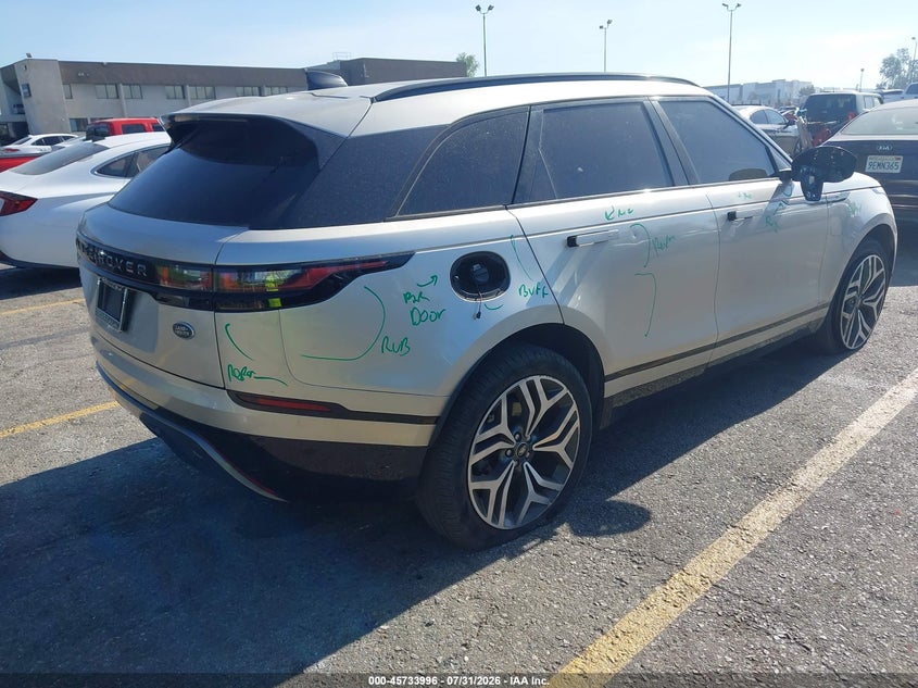 2020 Land rover Range rover velar VIN SALYK2EX5LA270749 IAAI salvage auction — VANDALISM, Salvage Title, sold $10,325 on 2026-09-09 (photo 4)