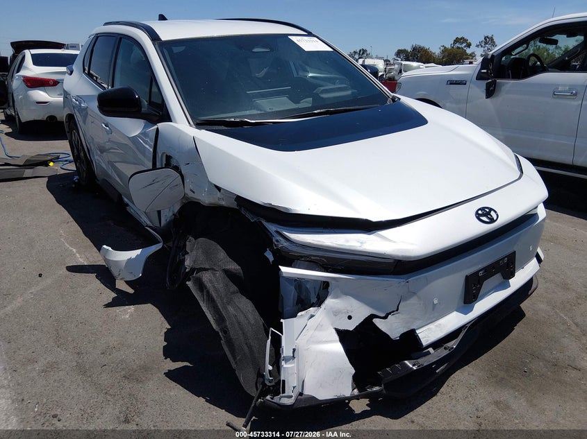 2026 Toyota Bz4x VIN JTMBCAEB1TA004475 IAAI salvage auction — SIDE, Wait Title, sold $8,000 on 2026-08-16 (photo 1)