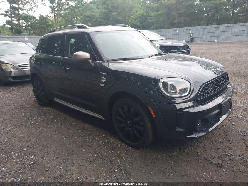 2024 Mini Countryman VIN WMZ83BR0XR3S16233 IAAI salvage auction — WATER/FLOOD, Wait Title, sold $14,750 on 2026-09-09 (photo 1)