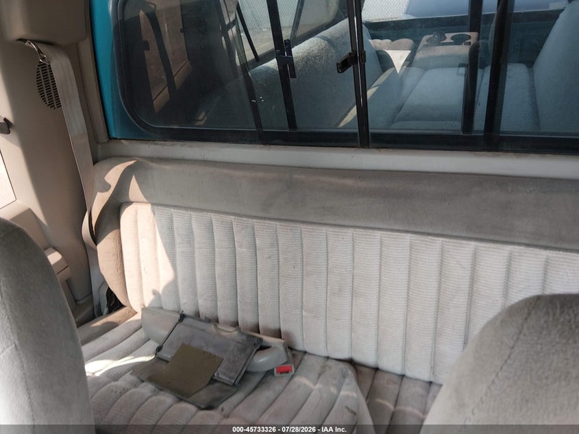 1993 Gmc SIERRA VIN 2GTEK19K6P1531390 IAAI salvage auction — ALL OVER, Clear (Idaho), sold $725 on 2026-07-31 (photo 8)