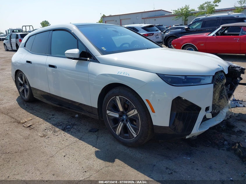 2023 BMW Ix VIN WB523CF04PCM48450 — IAAI salvage auction photo