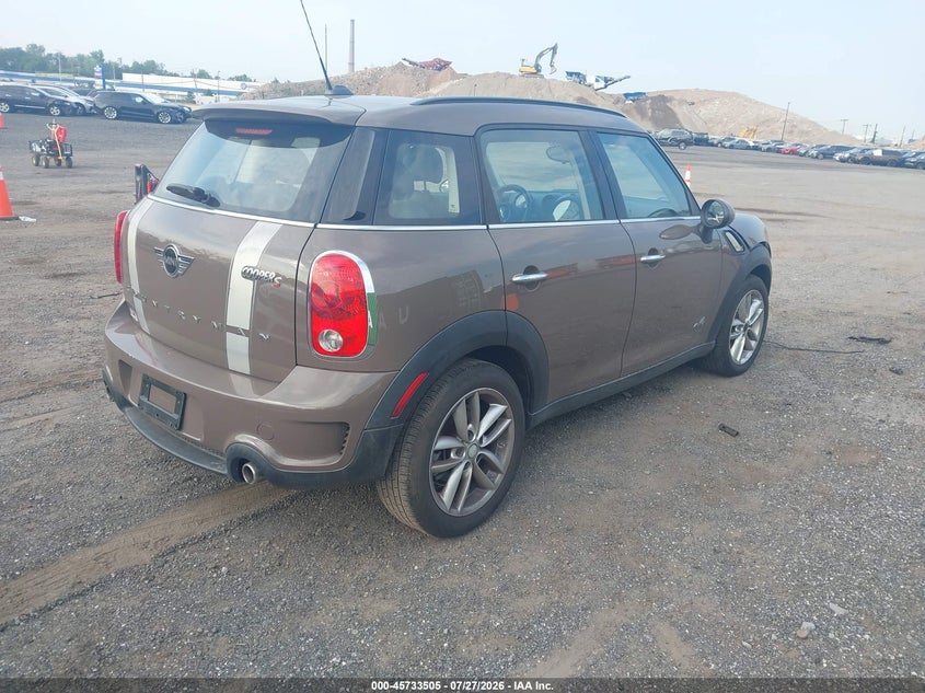 2014 Mini Countryman VIN WMWZC5C50EWP38854 IAAI salvage auction — NORMAL WEAR, Clear (New York), sold $425 on 2026-08-04 (photo 4)
