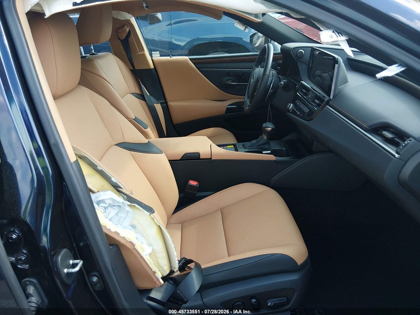 2025 Lexus ES VIN 58ADZ1B19SU219297 IAAI salvage auction — RIGHT FRONT, Salvage Title, sold $22,100 on 2026-09-17 (photo 5)