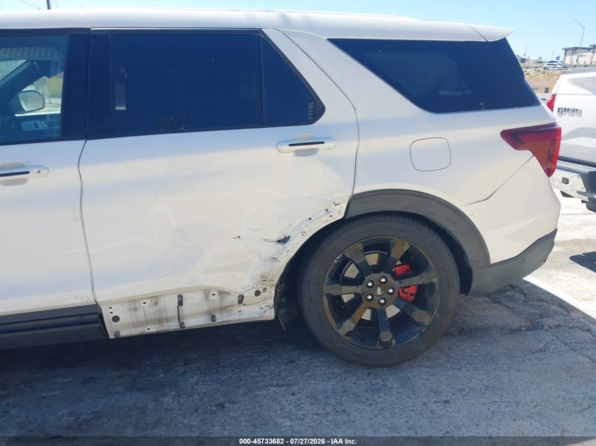 2021 Ford Explorer VIN 1FM5K8GC8MGB33063 IAAI salvage auction — SIDE, Wait Title, sold $9,300 on 2026-09-04 (photo 6)