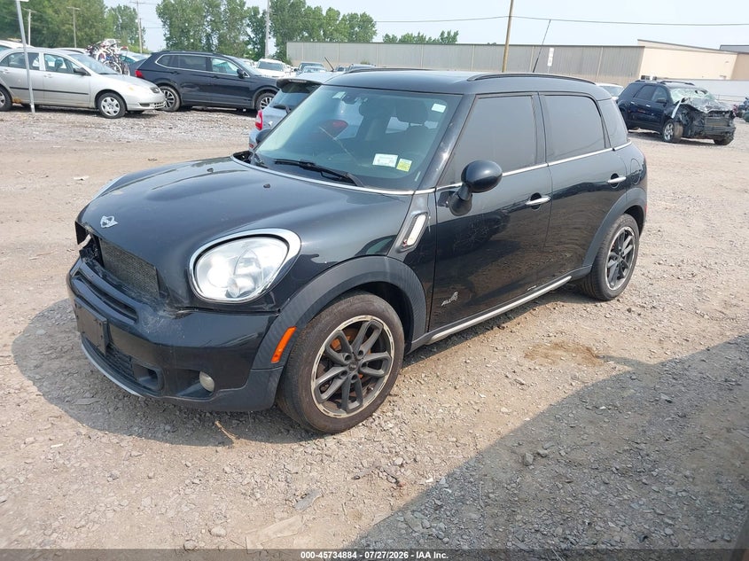 2015 Mini Countryman VIN WMWZC5C58FWP46119 IAAI salvage auction — NORMAL WEAR, Clear (New York), sold $425 on 2026-08-26 (photo 2)