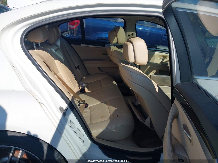 2012 BMW 5 series VIN WBAXG5C50CDX02523 IAAI salvage auction — NORMAL WEAR, Clear-Dealer Only (North Carolina), sold $975 on 2026-08-23 (photo 8)