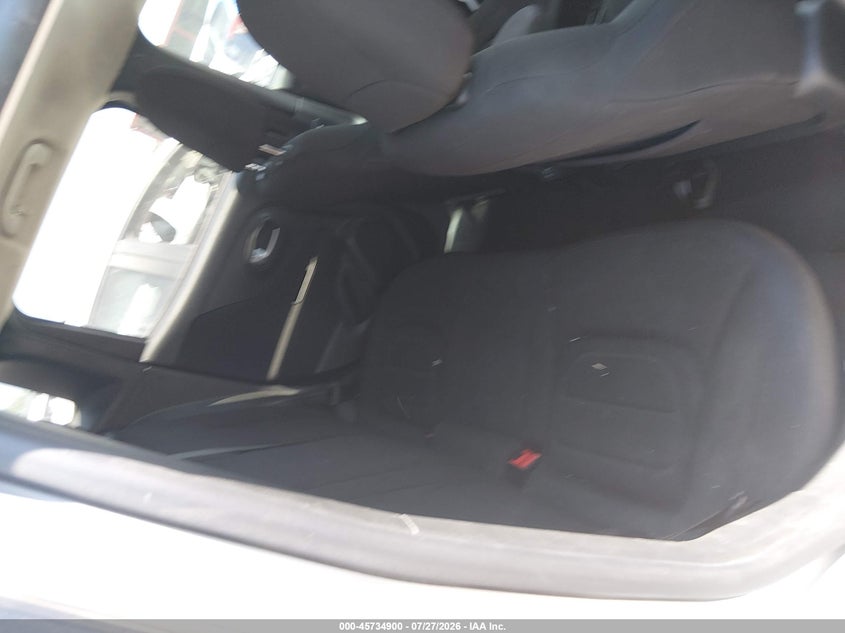 2019 Jeep Renegade VIN ZACNJABB9KPK61127 IAAI salvage auction — NORMAL WEAR, Original (Texas), sold $1,100 on 2026-08-17 (photo 8)
