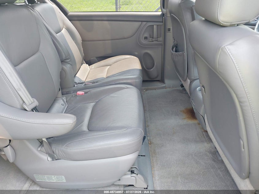 2005 Toyota Sienna VIN 5TDZA22C65S271320 IAAI salvage auction — NORMAL WEAR, Clear (North Carolina), sold $25 on 2026-07-30 (photo 8)