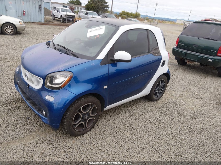 2016 Smart Fortwo VIN WMEFJ5DA3GK049295 IAAI salvage auction — NORMAL WEAR, Clear - Public Restricted (Oregon), sold $1,050 on 2026-08-10 (photo 2)