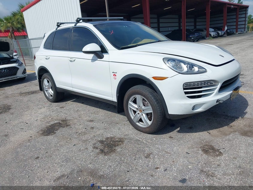 2014 Porsche Cayenne VIN WP1AF2A22ELA33164 IAAI salvage auction — NORMAL WEAR, Clear (Florida), sold $4,825 on 2026-08-10 (photo 1)