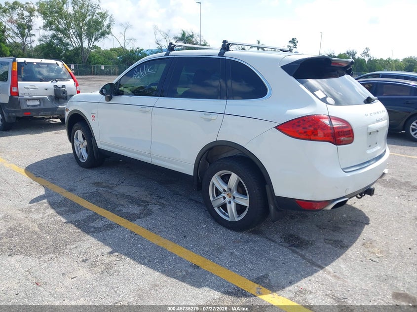 2014 Porsche Cayenne VIN WP1AF2A22ELA33164 IAAI salvage auction — NORMAL WEAR, Clear (Florida), sold $4,825 on 2026-08-10 (photo 3)