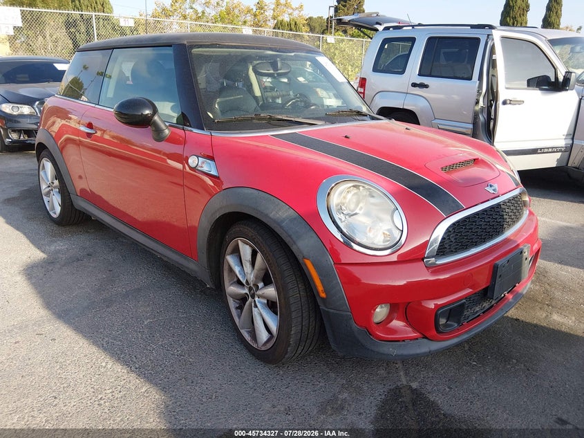 2011 Mini Cooper VIN WMWSV3C57BTY12123 IAAI salvage auction — FRONT END, Salvage (California), sold $850 on 2026-08-20 (photo 1)