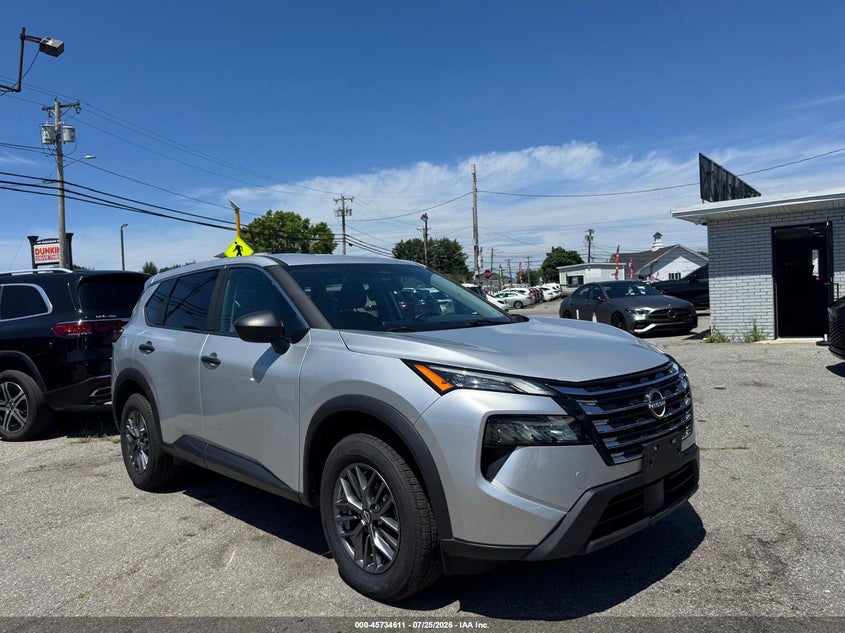 2025 Nissan Rogue sport VIN 5N1BT3AB3SC795480 — IAAI salvage auction photo
