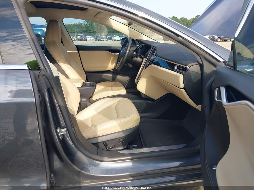 2016 Tesla Model s VIN 5YJSA1E12GF138325 IAAI salvage auction — MECHANICAL, Clear (South Carolina), sold $3,650 on 2026-07-31 (photo 5)
