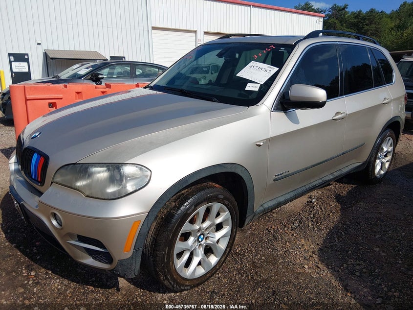 2013 BMW X5 VIN 5UXZV4C50D0B15230 IAAI salvage auction — NORMAL WEAR, Clear (Alabama), sold $275 on 2026-08-21 (photo 2)