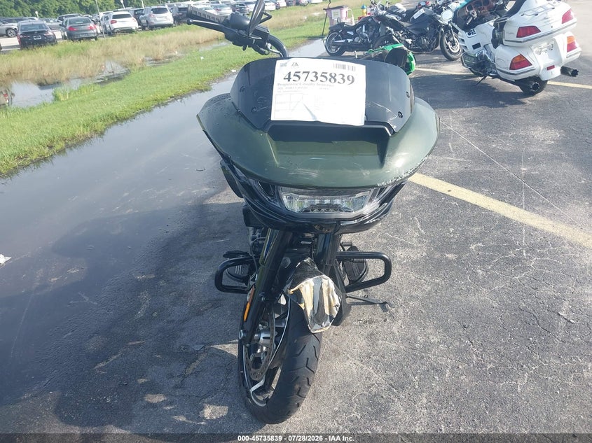 2026 Harley-davidson Road glide VIN 1HD1KH716TB605157 IAAI salvage auction — FRONT END, Salvage Title, sold $10,800 on 2026-09-02 (photo 5)