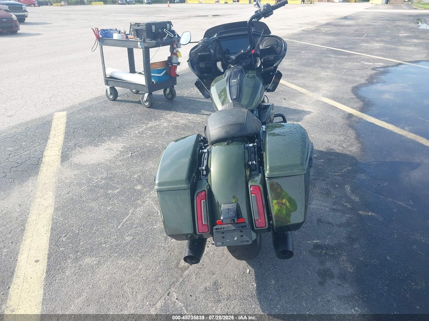 2026 Harley-davidson Road glide VIN 1HD1KH716TB605157 IAAI salvage auction — FRONT END, Salvage Title, sold $10,800 on 2026-09-02 (photo 6)