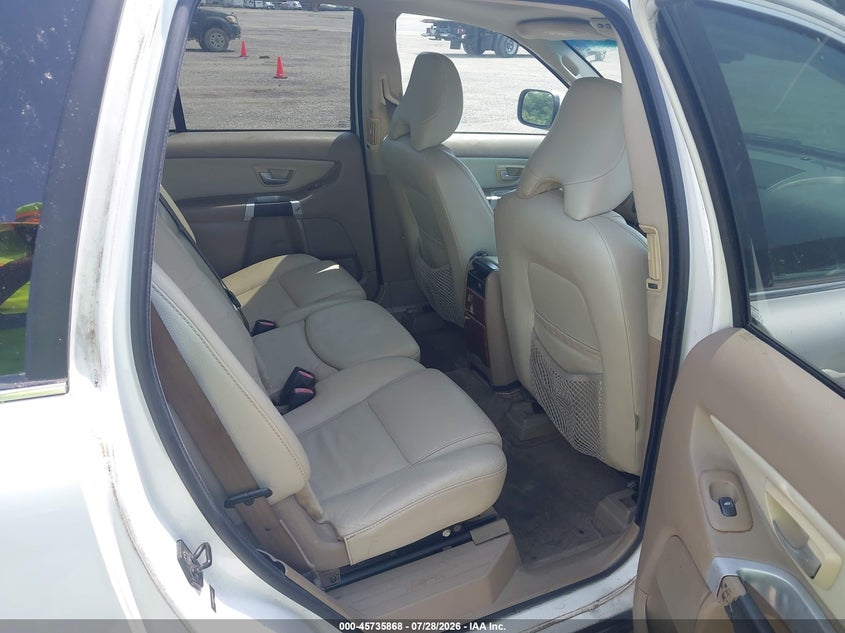 2007 Volvo Xc90 VIN YV4CY982971346372 IAAI salvage auction — NORMAL WEAR, Clear (Alabama), sold $250 on 2026-08-05 (photo 8)