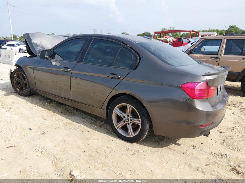 2014 BMW 3er VIN WBA3B1G55ENT00526 IAAI salvage auction — FRONT END, Salvage Title, sold $175 on 2026-08-18 (photo 3)