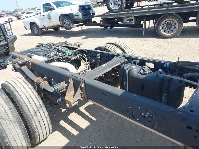 2019 Ford F-550 chassis VIN 1FD0X5HT9KEE13978 IAAI salvage auction — NORMAL WEAR, Clear (Texas), sold $10,050 on 2026-08-12 (photo 6)