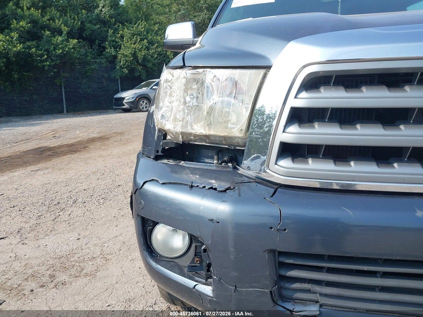 2010 Toyota Sequoia VIN 5TDJY5G13AS027877 IAAI salvage auction — NORMAL WEAR, Clear (Pennsylvania), sold $4,075 on 2026-07-31 (photo 6)