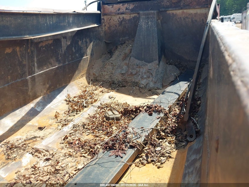 2000 Mack 600 rd600 VIN 1M2P267C9YM048673 IAAI salvage auction — ALL OVER, Salvage (Georgia), sold $7,550 on 2026-08-26 (photo 7)