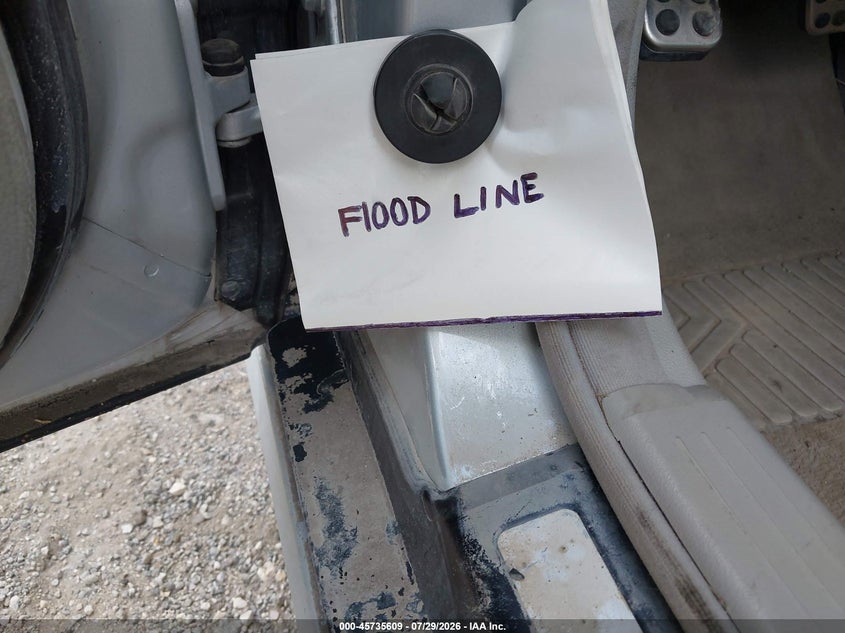 2007 Mercedes-benz C class VIN WDBRF52H77F858366 IAAI salvage auction — WATER/FLOOD, Salvage (Texas), sold $550 on 2026-08-17 (photo 6)