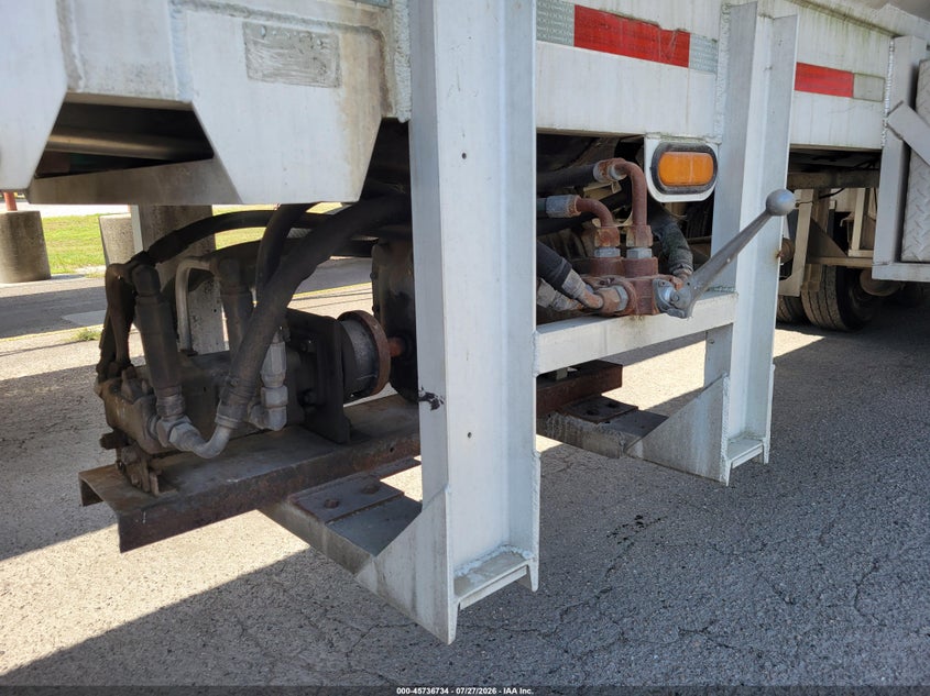 2007 Cei pacer Trailer VIN 1C9FA362871257696 IAAI salvage auction — NORMAL WEAR, Original (Maine), sold $2,600 on 2026-08-20 (photo 5)